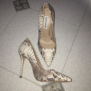 Sexy Steve Madden Python Snakeskin High Heels